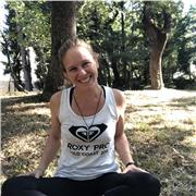 Istruttrice Italo-Australiana certificata Yoga Alliance 500 h Vinyasa Yoga( pose in sequenza) e Yoga in gravidanza offre lezioni private e di gruppi. In italiano e in inglese. Mandami un messaggio per qualsiasi informazione
Valentina